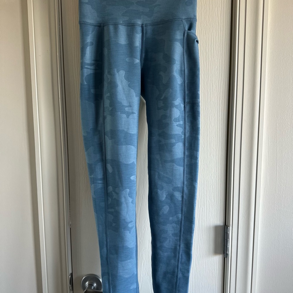 Sweaty Betty Women’s  Blue Patterned Leggings